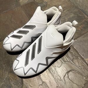 adidas Kids Sneakers in White and Gray